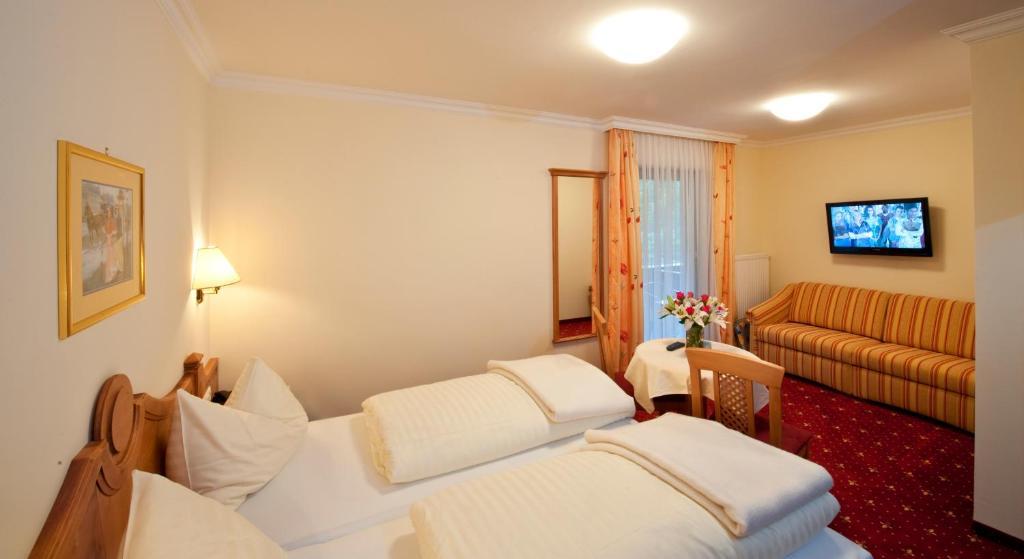 Hotel Hammerwirt - Forellenhof Untertauern Exterior photo